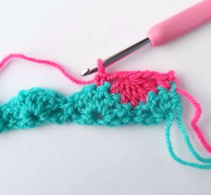 Interlocking Shell Stitch part 4