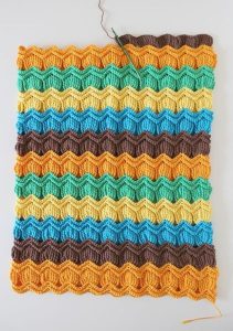 Vintage Fan Ripple Stitch